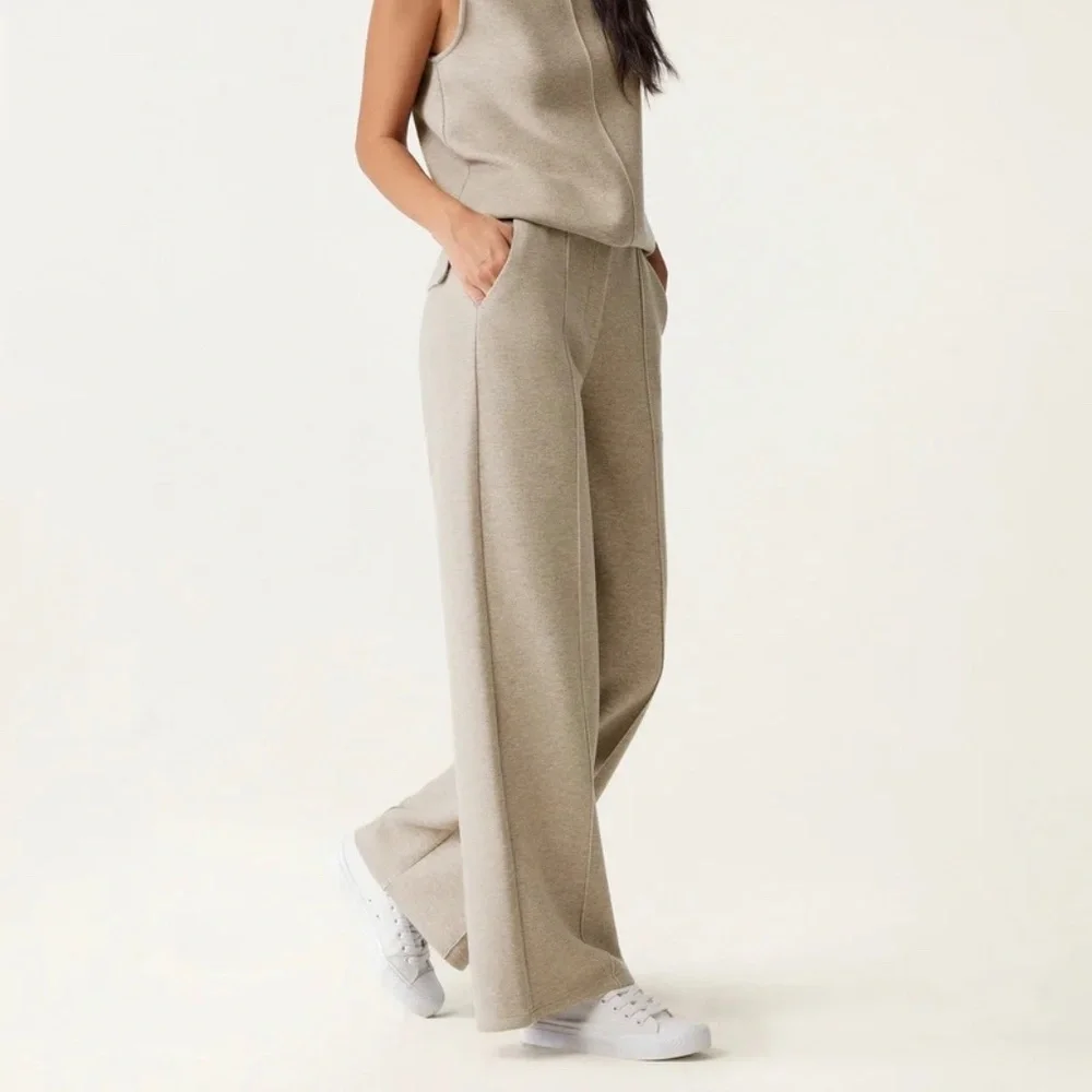 OGL High Waisted Straight Leg Pull On Pant - Black XS - Picture 5 of 13